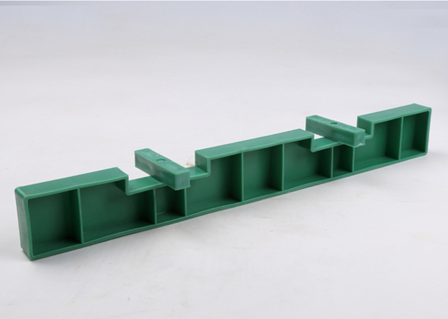 Plastic Hive door B-16